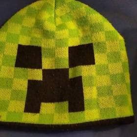 Foto inzerátu Zimní čepice pro děti, Pikachu a Minecraft