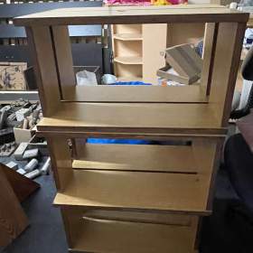 Foto inzerátu Prodám levně masivní šuplíky 