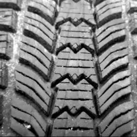 Sada nebo 2ks zimní pneu 215/55 R16:  / 19296282