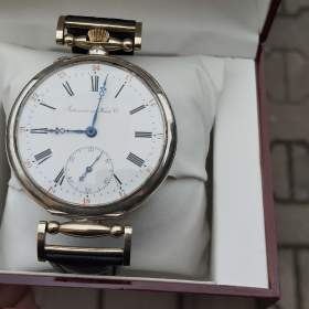 Foto inzerátu Starožitné stříbrné hodinky IWC Schaffhausen s krabičkou, páskem navíc, záruční list.