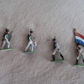 Foto inzerátu cínoví vojáčci ze sbírky -prodej