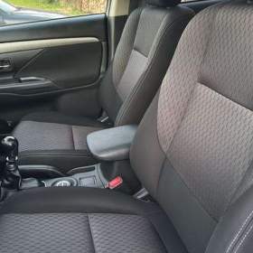 Foto inzerátu Prodej auta 4x4 Mitsubishi Outlander,