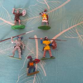 Foto inzerátu cínoví vojáčci ze sbírky -prodej