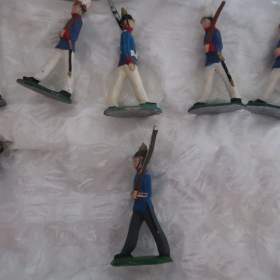 Foto inzerátu cínoví vojáčci ze sbírky -prodej