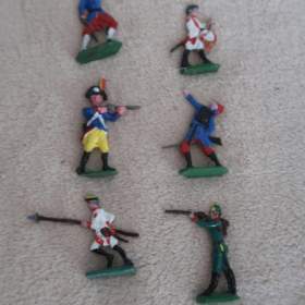 Foto inzerátu cínoví vojáčci ze sbírky -prodej