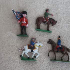 Foto inzerátu cínoví vojáčci ze sbírky -prodej