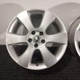 Originální sada ALU disků ŠKODA -  model Luna 18 / 19298892