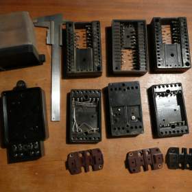 Foto inzerátu Nová relé RP100-RP102 na paticích a s plexikryty