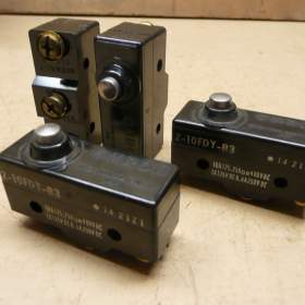 Foto inzerátu Nové nepoužité microspínače OMRON a BZ 2RD-J