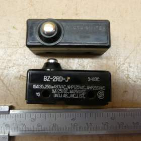 Foto inzerátu Nové nepoužité microspínače OMRON a BZ 2RD-J