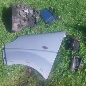 Renault Trafic Vivaro 2005 dveře 1.9 dci 74kw / 19300192
