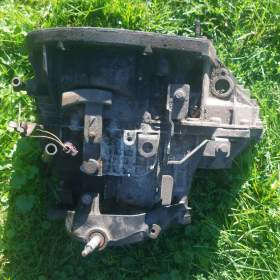 Foto inzerátu Renault Trafic Vivaro 2005 dveře 1.9 dci 74kw