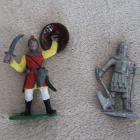 Foto inzerátu Cínové figurky - rytíři .7.letá válka a další vojáčci