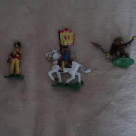 Foto inzerátu Cínové figurky - rytíři .7.letá válka a další vojáčci