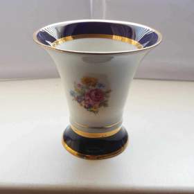 Foto inzerátu Porcelánová váza Royal Dux