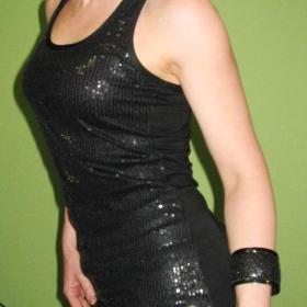 Foto inzerátu Nové párty tílko s flitry vel.S