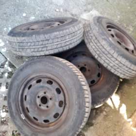 FABIA, OCTAVIA.... ZIMNÍ KOLA 175/80/14, DISKY 6JX14 - VÝBORNÝ STAV / 19313517