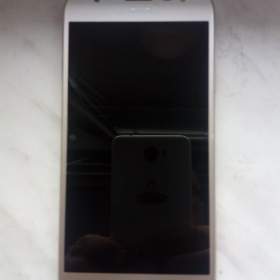 Foto inzerátu MOBILNÍ TELEFON