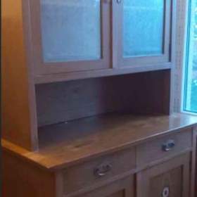 Foto inzerátu Starožitné dřevěné skříně - ložnice