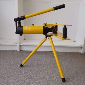 Foto inzerátu Hydraulická ohýbačka trubek - 10 tun