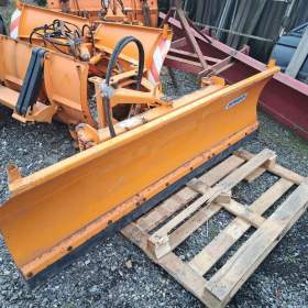 Fotka k inzerátu Multicar radlice na snih / 17925552