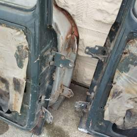 Foto inzerátu 3ks dveře na Škoda kliky ven, skla VŠE ZA 180,-