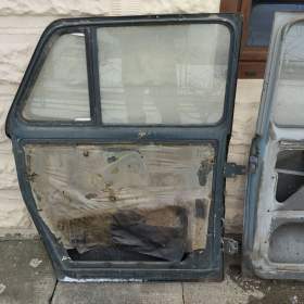 Foto inzerátu 3ks dveře na Škoda kliky ven, skla VŠE ZA 180,-