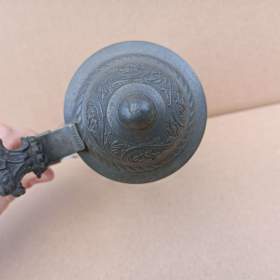 Foto inzerátu Nádherny a velmi starý krygl z 1 republiky se zalitou trikolorou