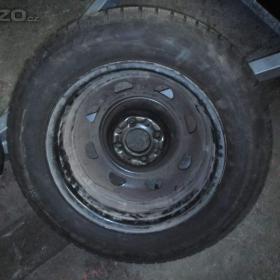 Foto inzerátu Kompletní zimní kolo na PEUGEOT