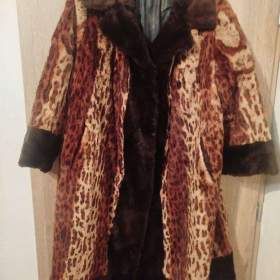 Foto inzerátu Dámský zimní kabát