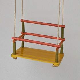 Foto inzerátu Dětská dřevěná houpačka