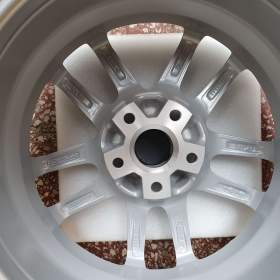 Foto inzerátu NOVÉ, NEPOUŽITÉ ALU KOLA 6,5J x 16 ET 41....