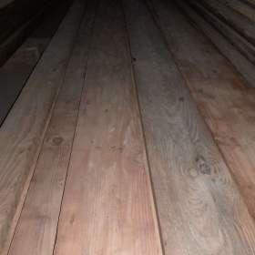 Foto inzerátu Prodám stará borovicová prkna.