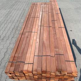Foto inzerátu stavební trám paraju exotické dřevo pro terasu 45X70mm
