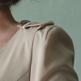 Foto inzerátu Zajímavá halenka s plisovanými zády vel.XS-34