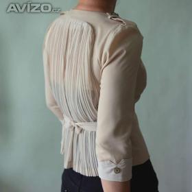 Foto inzerátu Zajímavá halenka s plisovanými zády vel.XS-34