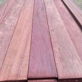 Foto inzerátu EXOTICKÁ PALUBOVÁ DESKA AMARANT-FIALOVÁ SRDCE HLADCE RŮŽOVÁ 21X145MM