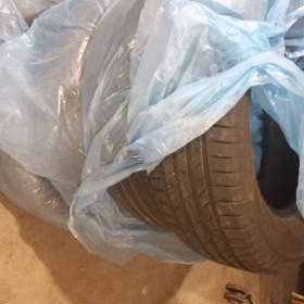 Prodám penumatiky pro Honda CRV 235/65 R/17 108V / 19353860
