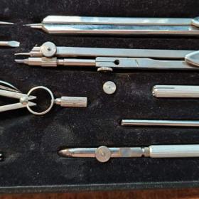 Foto inzerátu Rýsovací sada KINEX 211