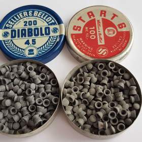 Foto inzerátu STARÉ RETRO ŠIPKY KAL. 4,50 mm JAKO NOVÉ + DIABOLKY