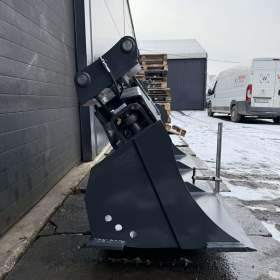 Foto inzerátu Hydraulická příkopová lopata 180cm 11-14t