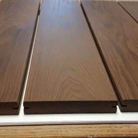 Foto inzerátu Terasové prkno z jasanu, hladké, KL. Vyberte 20x132 mm