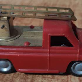 Fotka k inzerátu Starý hasičský vůz / 19648168