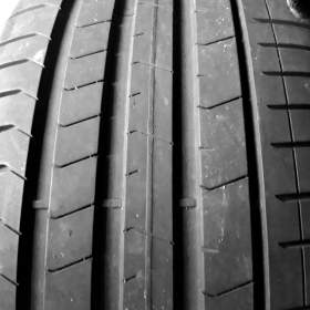 1ks letních pneu 275/35 R22 Pirelli P Zero / 19363414
