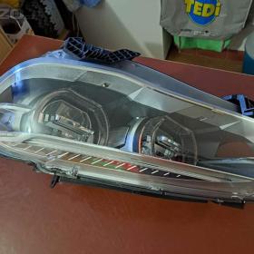 Foto inzerátu L P světlomet BMW X5 (originál BMW Adaptive LED)