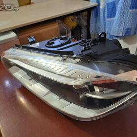 Foto inzerátu L P světlomet BMW X5 (originál BMW Adaptive LED)