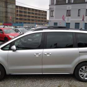VOLKSWAGEN Sharan 2,0TDI Comfortline Panorama / 19365079