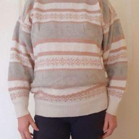 Foto inzerátu Svetr dámský, světlý norský vzor - vel. L