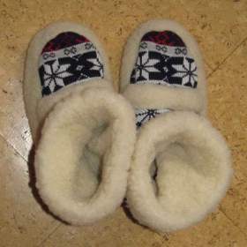 Foto inzerátu Dámské vysoké papuče z ovčí vlny č. 38-39