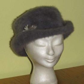 Foto inzerátu Dámský klobouček - obvod hlavy 56 cm